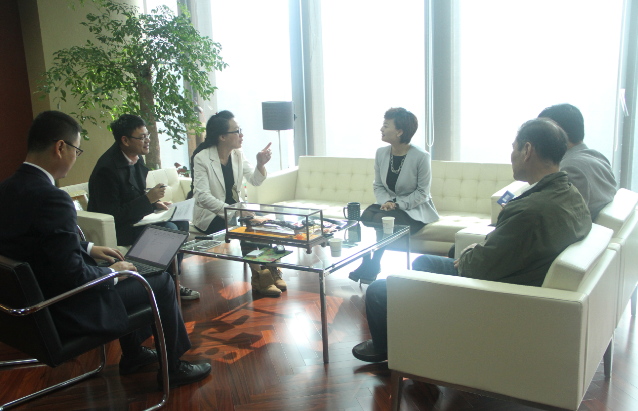 AGGAME物业董事长韩芳女士接受西湖区物业管理协会专访