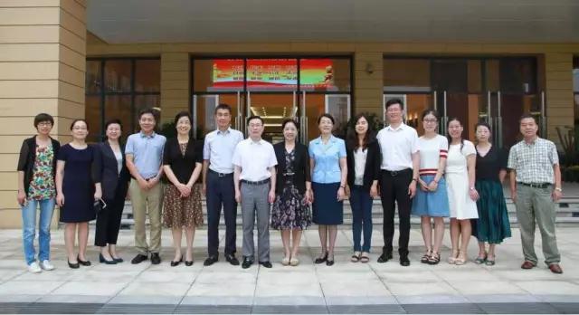 念师恩：杭州市委常委、宣传部长戚哮虎一行莅临北师大附中慰问参观