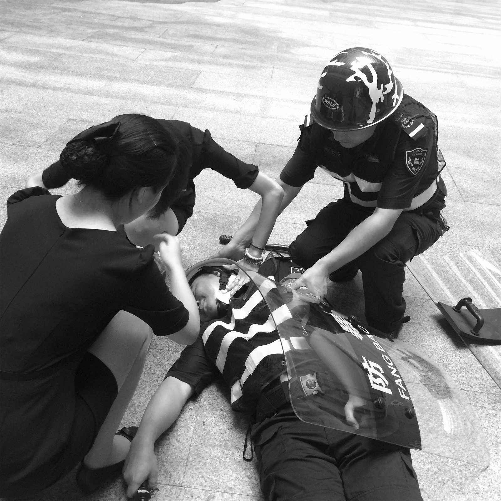 147133585211681485D9.jpg 147133585211681485D9.jpg