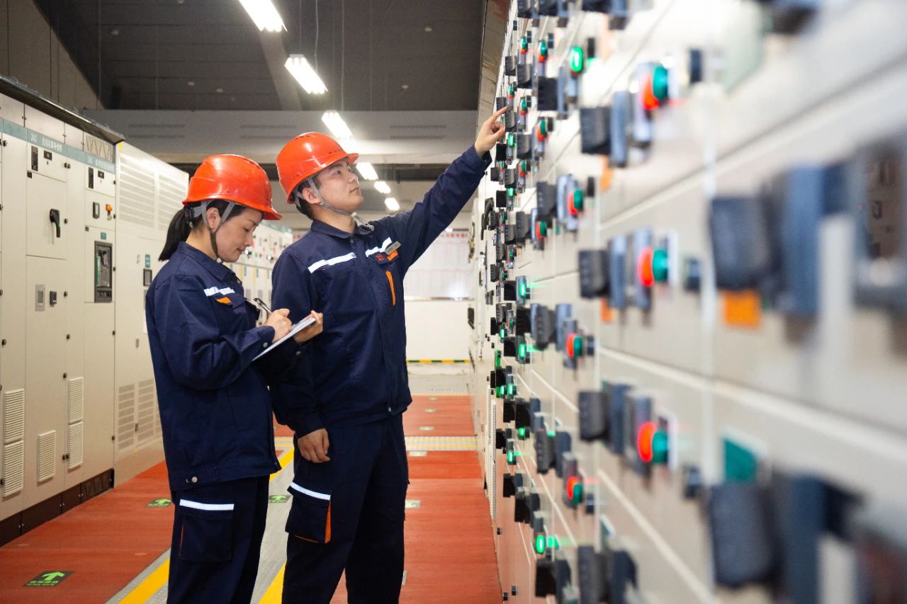 1685100032254656dXBD.jpg 8.jpg